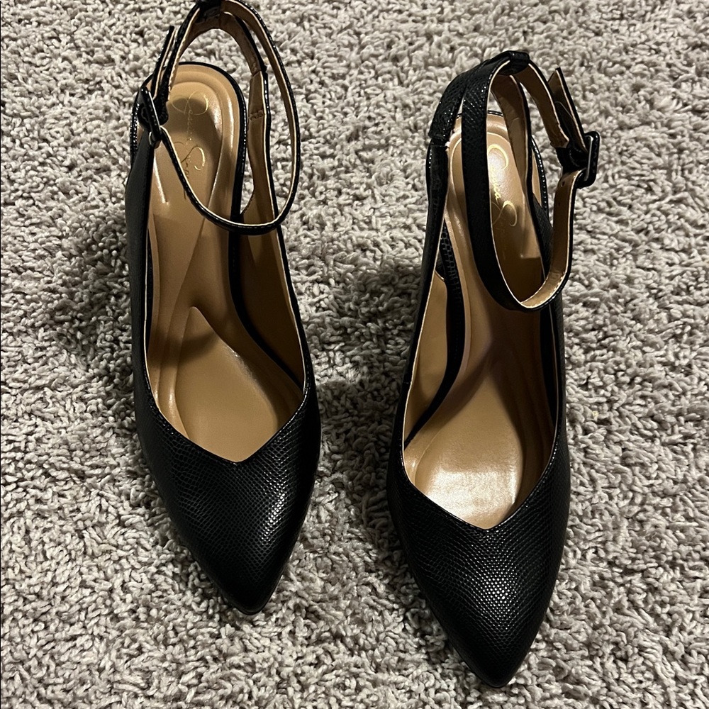 Jessica Simpson Ankle Strap 8M